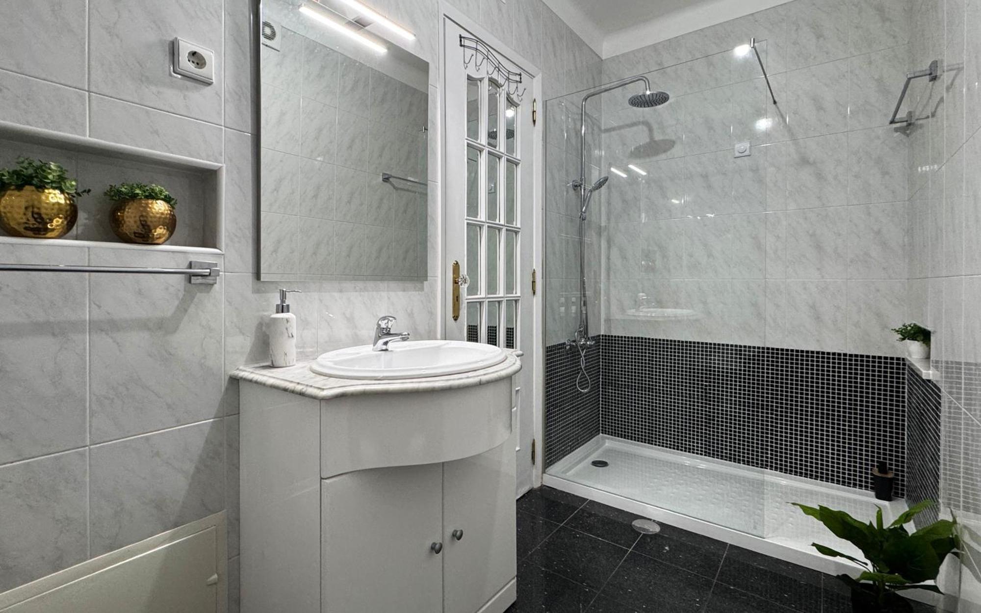 Sunny 4 Bedroom Apartment - With View Coimbra Eksteriør bilde