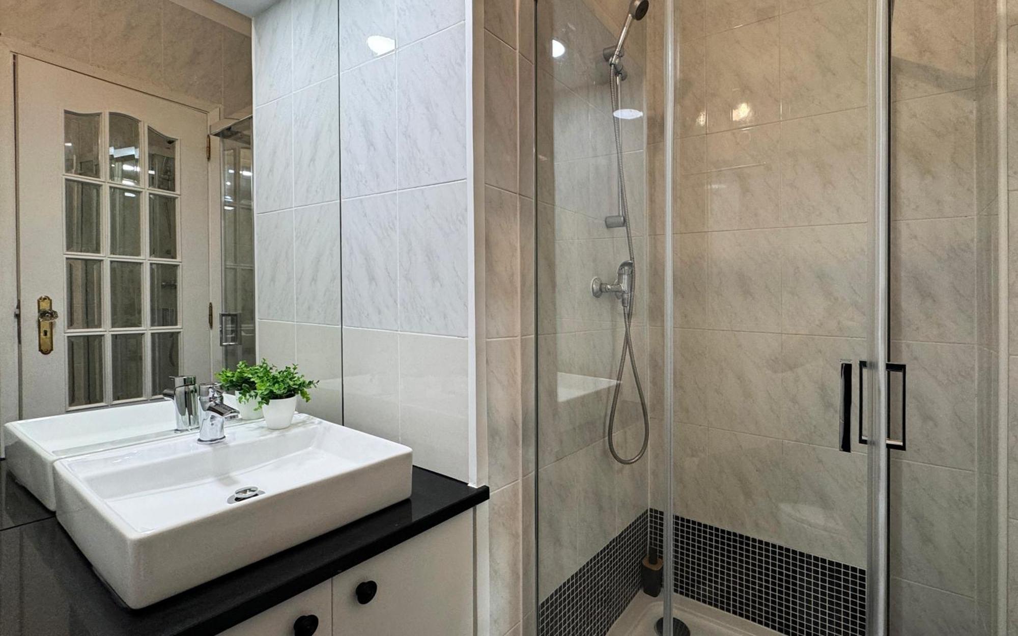 Sunny 4 Bedroom Apartment - With View Coimbra Eksteriør bilde